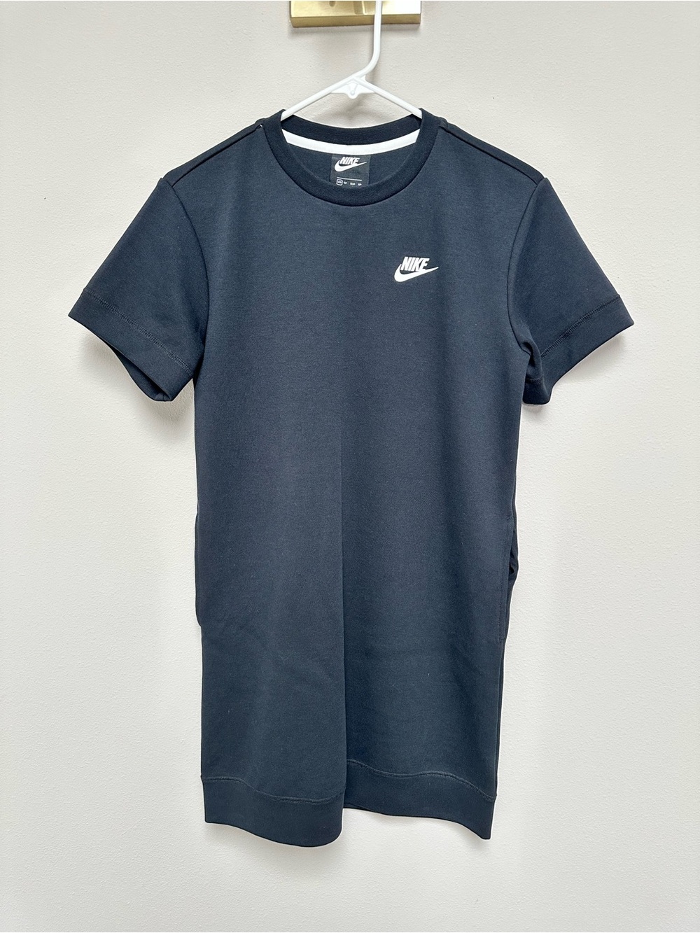 Nike Black Short-Sleeve Crewneck T-Shirt with White Swoosh